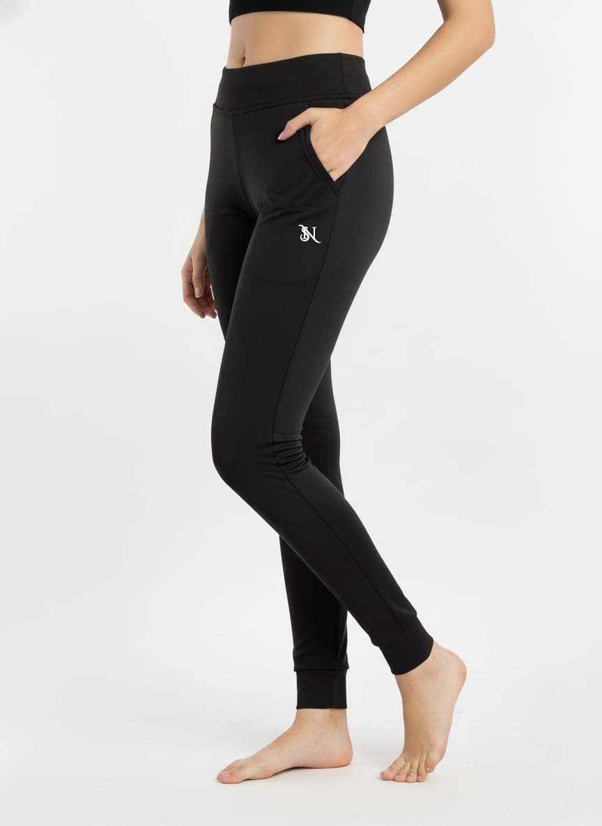 Womenβs Black Slim Fit Stretch Leggings - Image 3